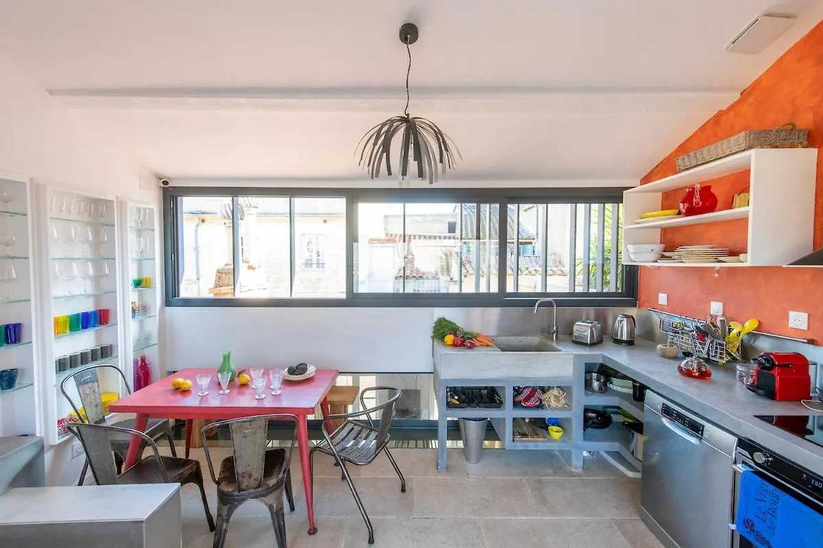 شقة Chez Domus Reattu Arles Centre فرنسا